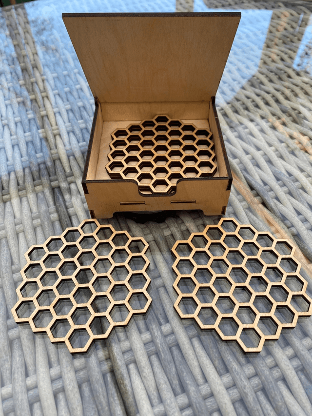 Bee coaster set